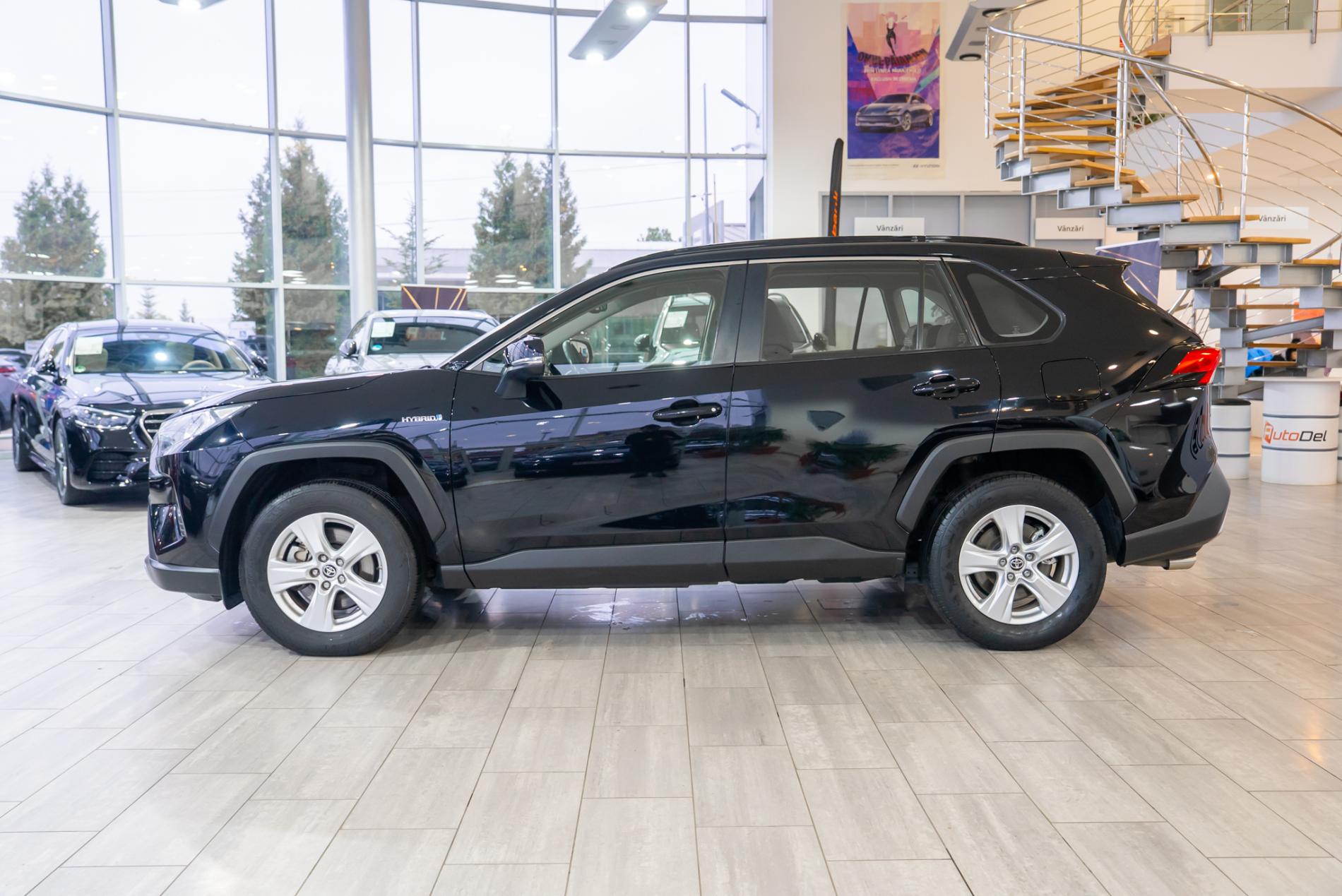 Toyota RAV4 - Miniatură 4
