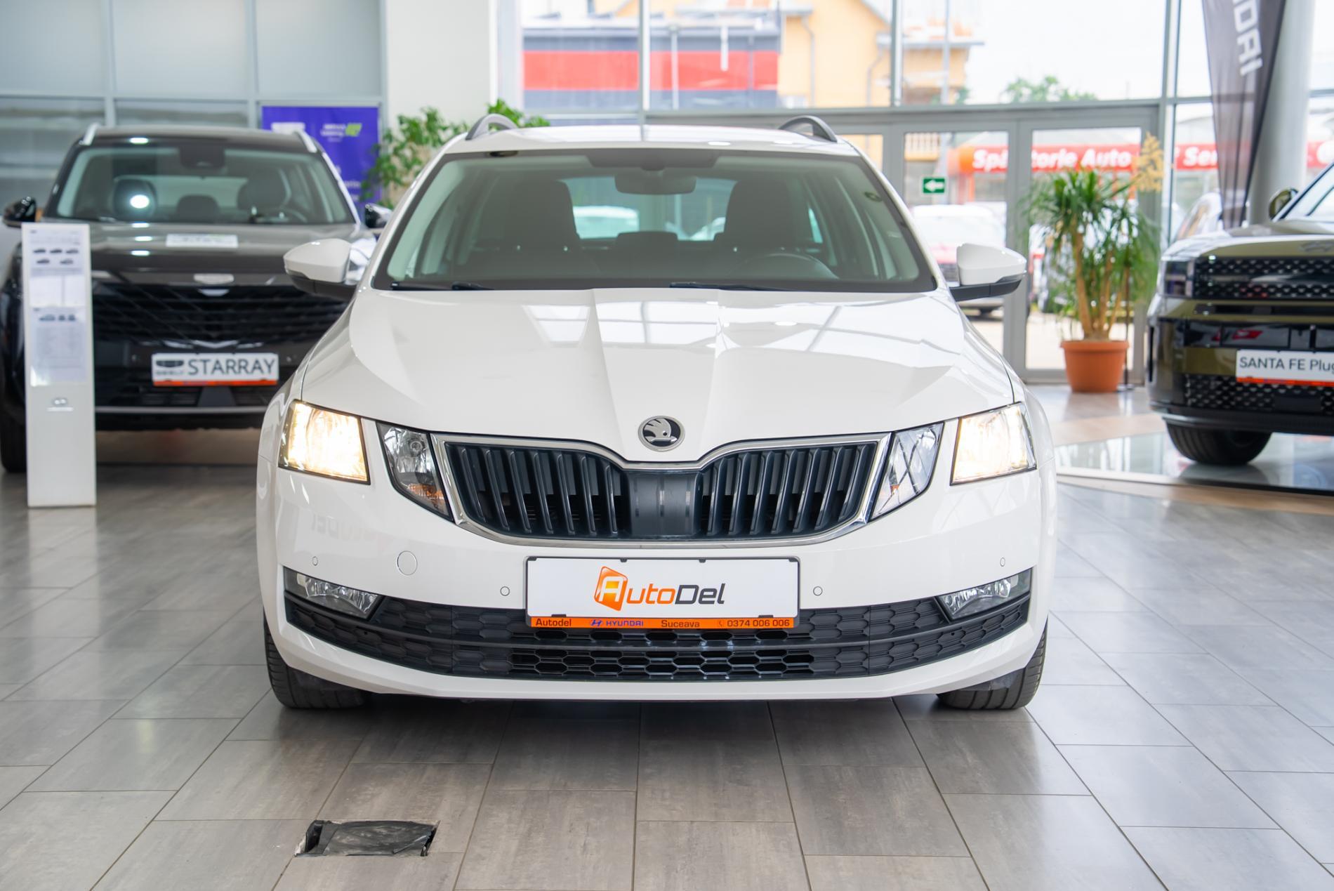 Skoda Octavia 1.6TDI DSG7 Combi "Business" - Imagine 2