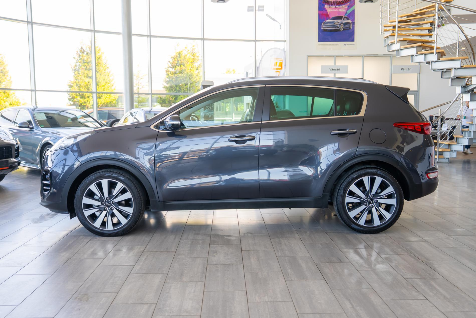 Kia Sportage 1.7 CRDI 2WD Vision - Miniatură 4