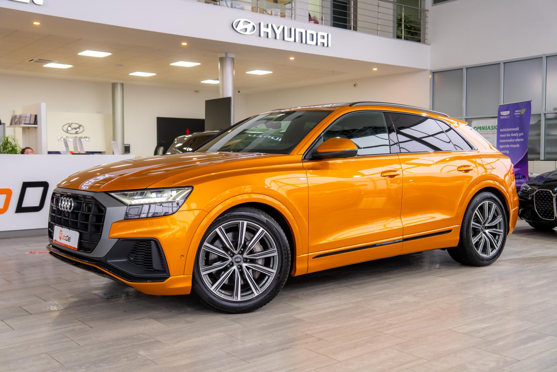 Audi Q8 55TFSI-e - Miniatură 3