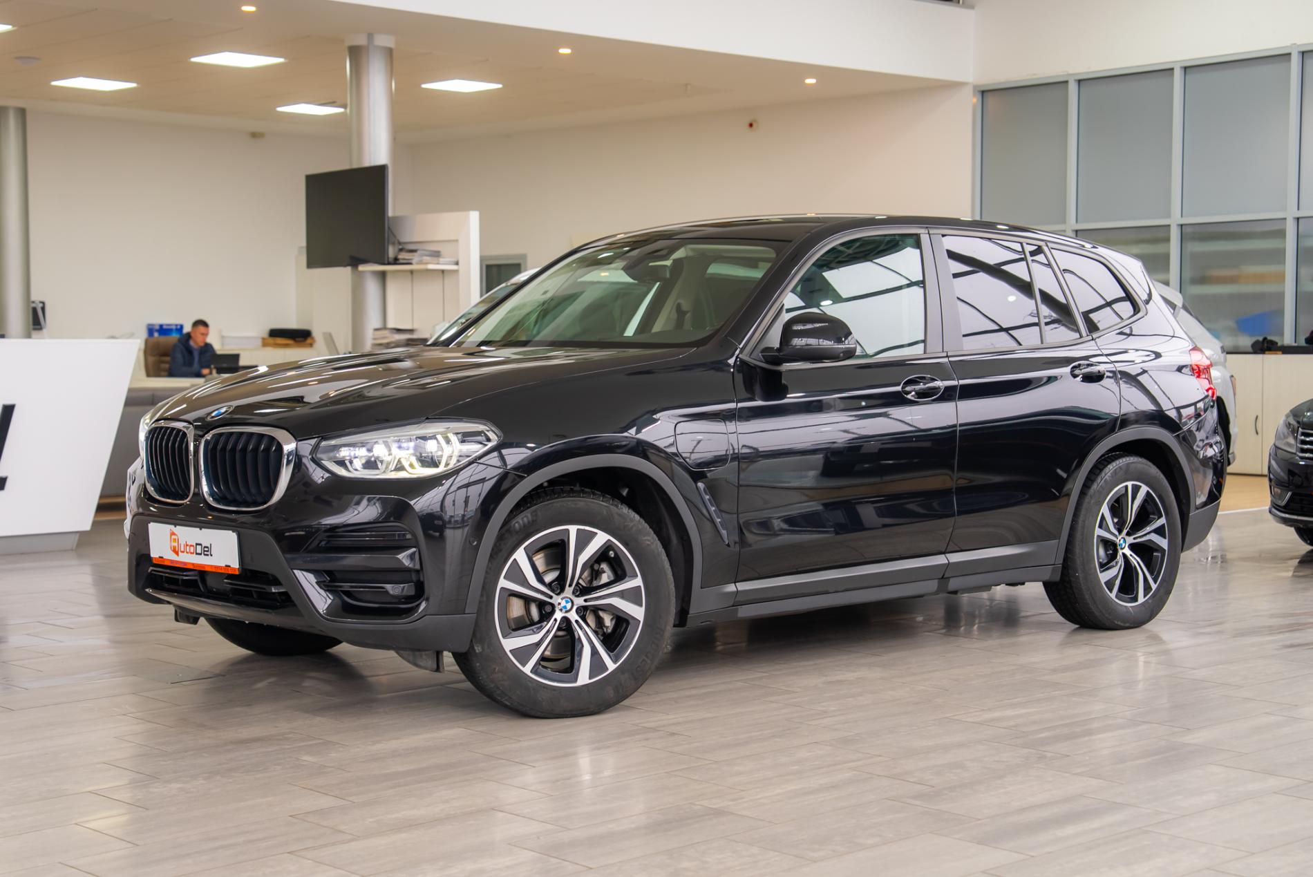 BMW X3 xDrive 30e Steptronic - Miniatură 3