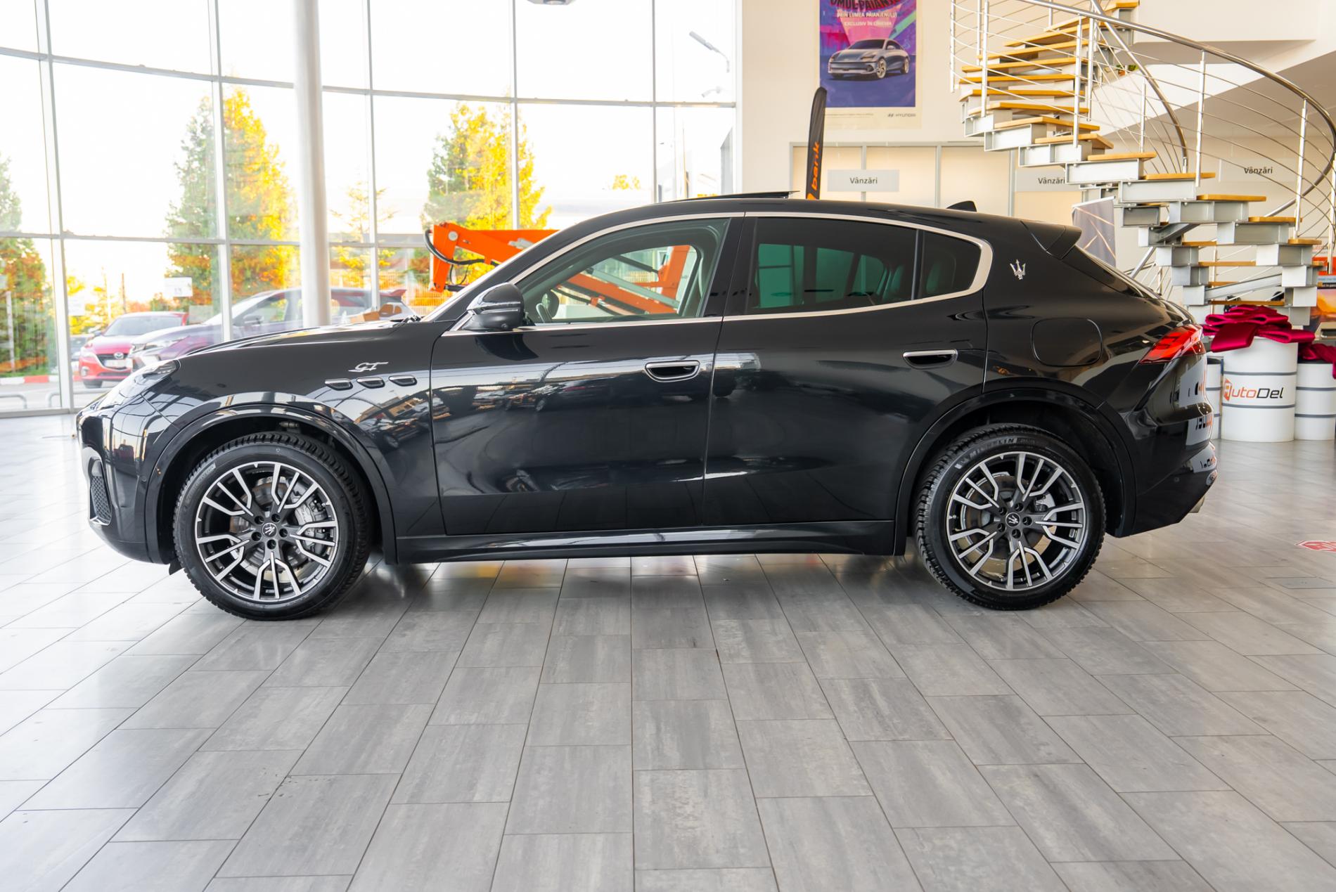 Maserati Grecale Automatik - Miniatură 4