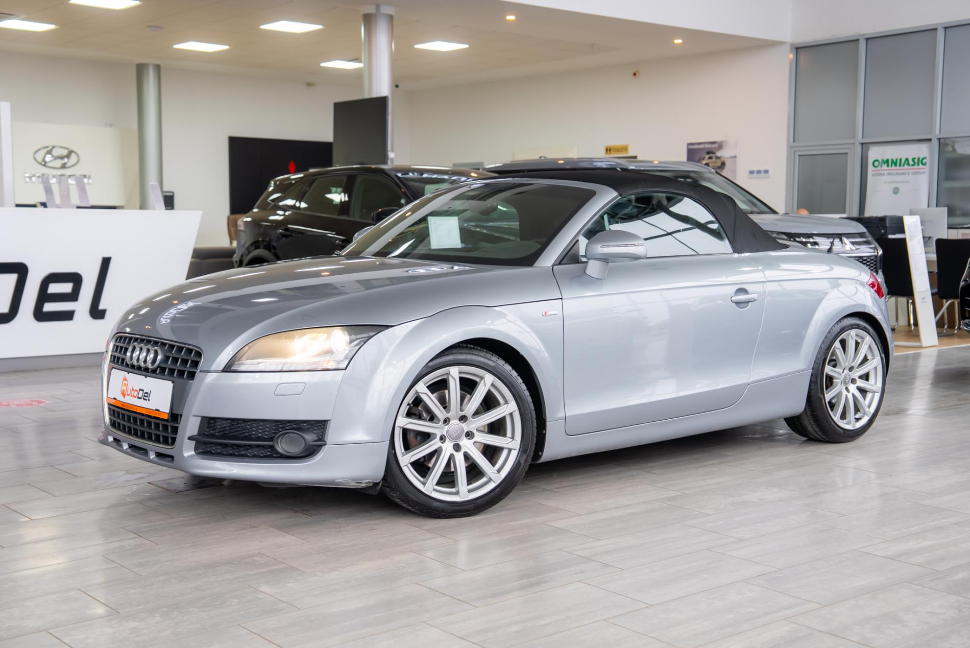 Audi TT Cabrio 2.0 - Miniatură 3